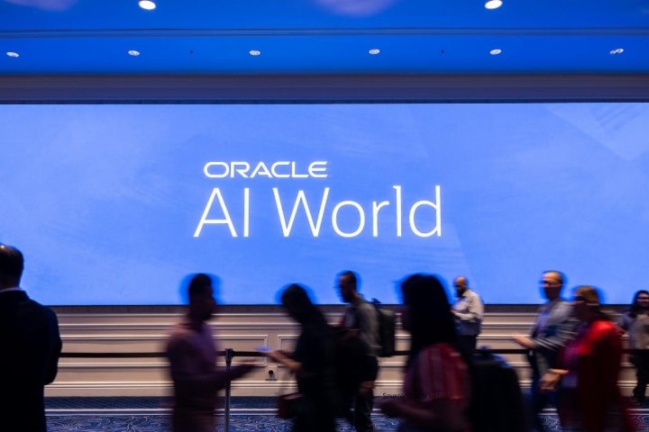 AI黑天鹅降临：甲骨文百亿融资黄了？