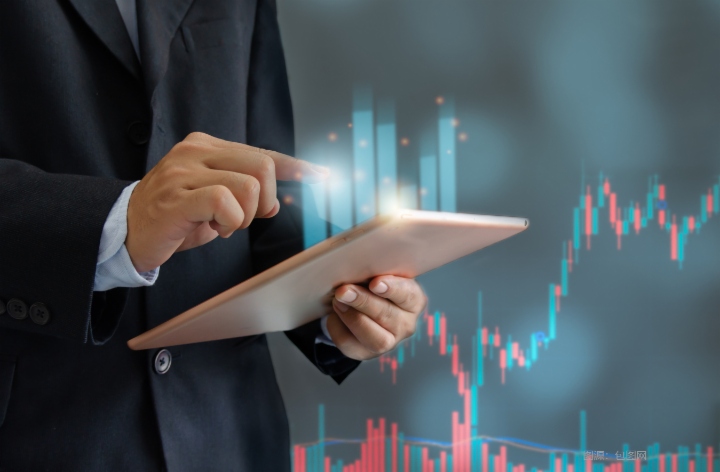 【大行报告】东吴证券：港股、海外周观察：若美联储鹰派降息会如何？