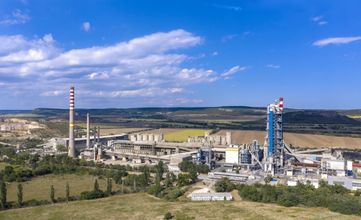 华新建材去年利润最高预增21.9%！水泥行业盈利拐点已至？